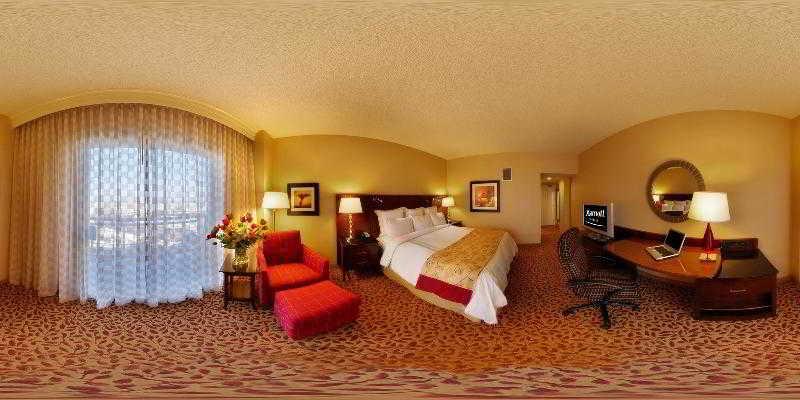 Visalia Marriott At The Convention Center Hotel Exterior foto